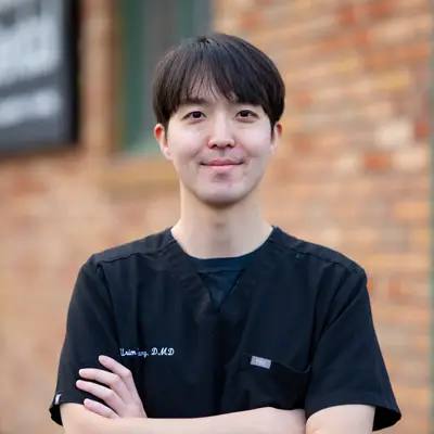 Dentist-Amesbury-MA-Urim-Kang